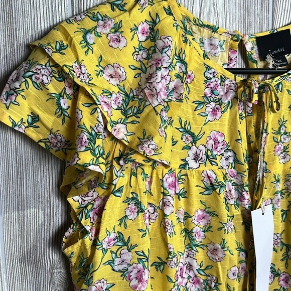 Lumiere Short Romper Size M - Picture 4 of 6